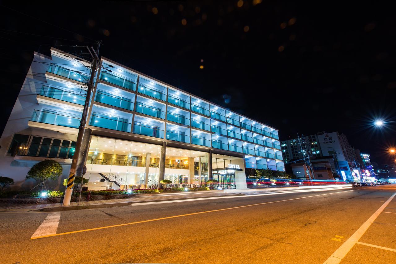 Fortuna Hotel Tongyeong Extérieur photo